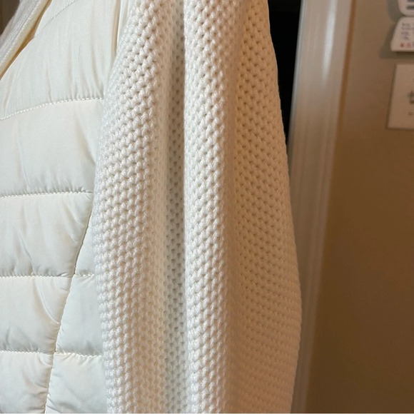 NWOT Talbots Sweater Sleeve Puffer Jacket Ivory Sz M - Picture 9 of 12